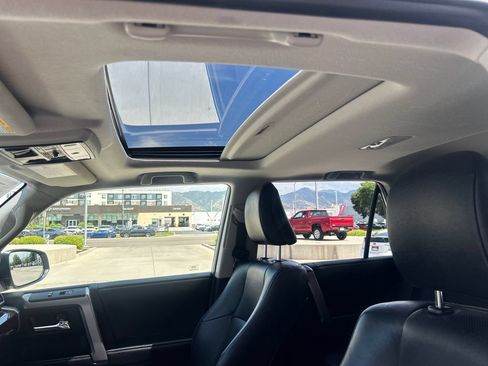 Certified 2020 Toyota 4Runner Limited AWD/4WD image 25