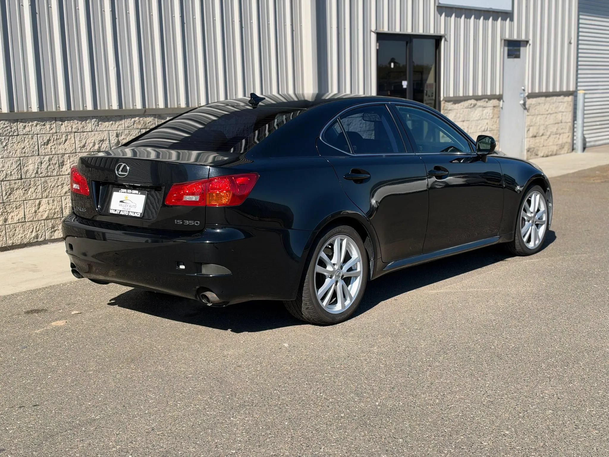 Used 2007 Lexus IS 350 RWD image 3