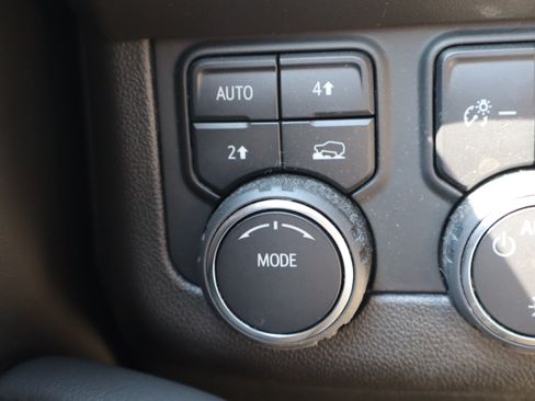 Used 2023 Chevrolet Tahoe RST w/ Luxury Package AWD/4WD image 28