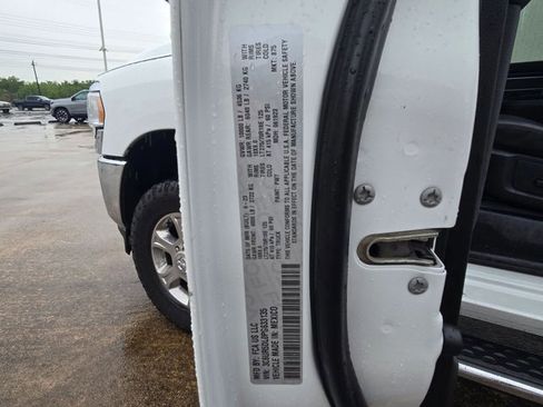 Used 2023 RAM 2500 Big Horn w/ Level 1 Equipment Group AWD/4WD image 18