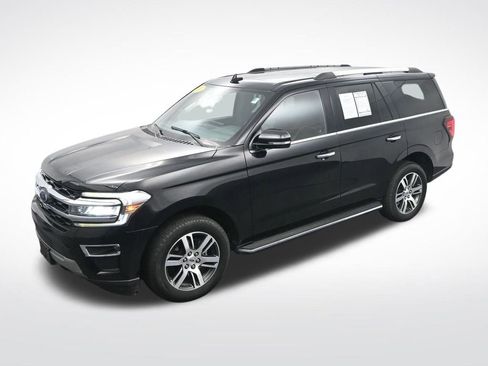 Used 2023 Ford Expedition Limited image 22