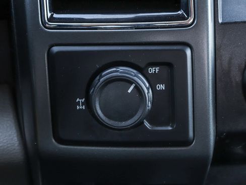 Used 2020 Ford F250 XLT w/ XLT Premium Package RWD image 32