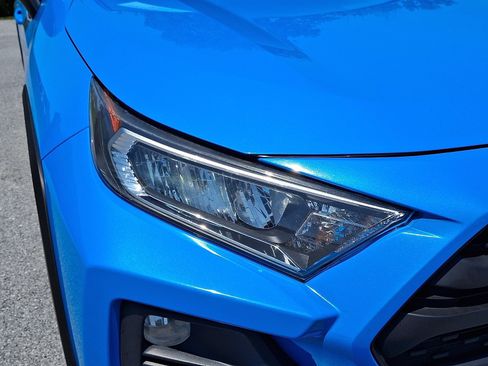 Certified 2021 Toyota RAV4 Adventure AWD/4WD image 10