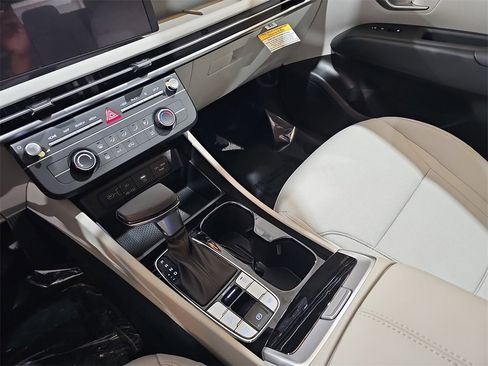 New 2026 Hyundai Tucson SE image 23