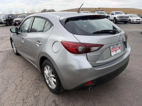 Used 2016 MAZDA MAZDA3 i Sport w/ Preferred Equipment Package image 3