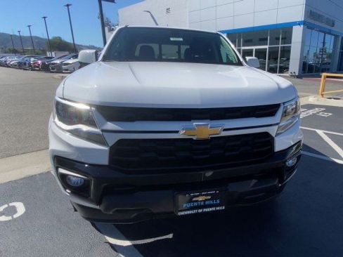 Used 2022 Chevrolet Colorado LT w/ LT Convenience Package image 3