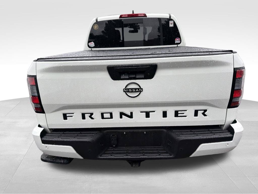 Used 2026 Nissan Frontier SV w/ Tow Package RWD image 4
