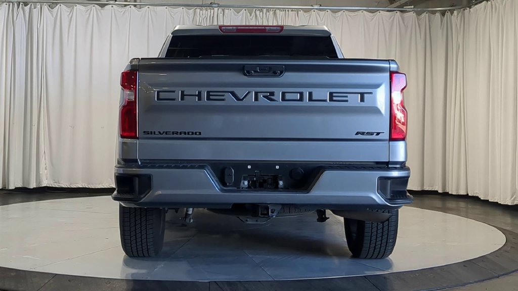 Used 2024 Chevrolet Silverado 1500 RST w/ LPO, Dark Essentials Package AWD/4WD image 9