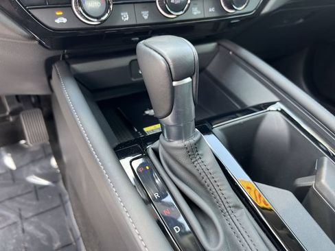 Used 2025 Honda Accord Touring image 18