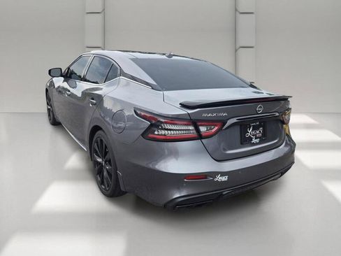Used 2023 Nissan Maxima SR w/ Sport Mat Group FWD image 5