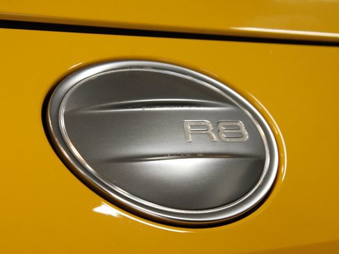 Used 2022 Audi R8 V10 performance RWD image 21
