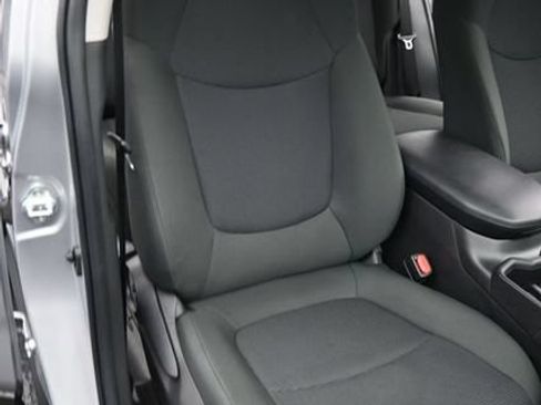 Used 2024 Toyota RAV4 LE FWD image 16