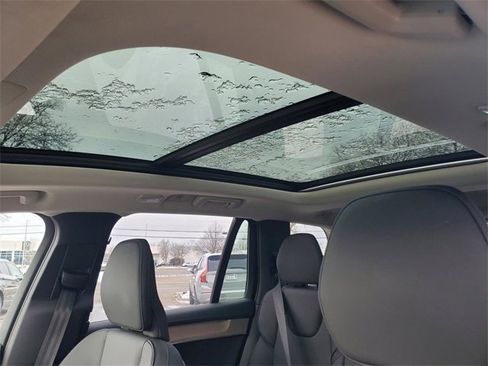 Certified 2025 Volvo XC90 B6 Plus image 14