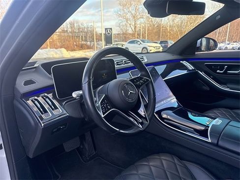 Used 2023 Mercedes-Benz S 580 4MATIC Sedan image 7