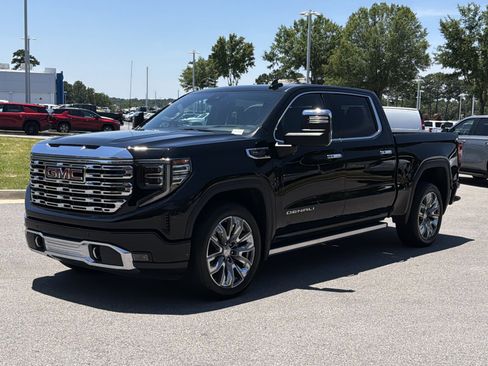 Used 2024 GMC Sierra 1500 Denali w/ Denali Reserve Package AWD/4WD image 7