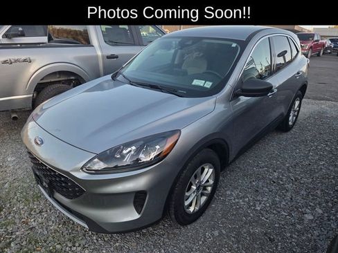 Used 2022 Ford Escape SE image 1
