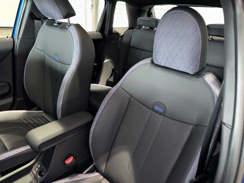 New 2026 MINI Cooper S FWD image 25