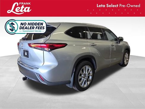 Used 2020 Toyota Highlander Limited AWD/4WD image 6