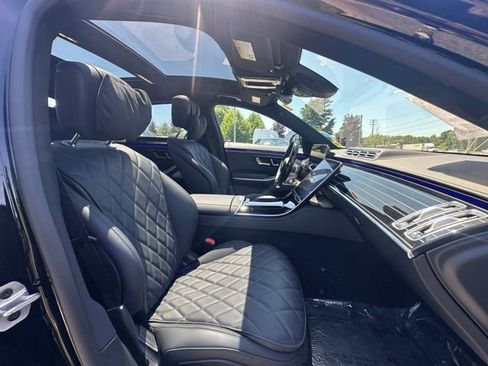 Used 2025 Mercedes-Benz S 580 4MATIC Sedan image 35