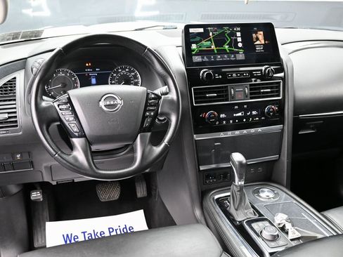 Used 2023 Nissan Armada SV image 28