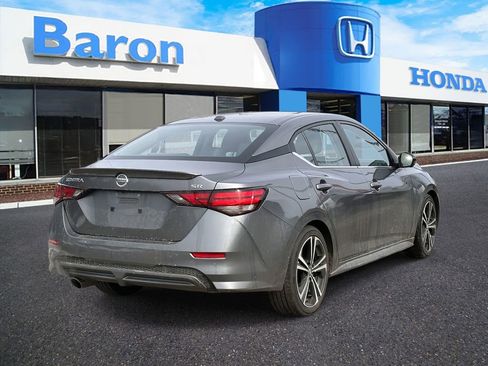 Used 2023 Nissan Sentra SR w/ SR Premium Package FWD image 5