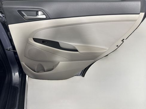 Used 2021 Hyundai Tucson SEL AWD/4WD image 28