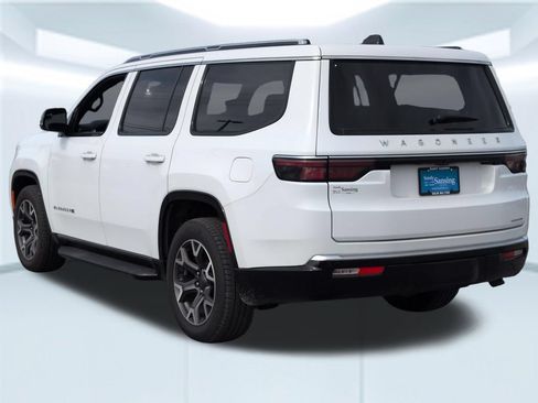 Used 2024 Jeep Wagoneer Series III AWD/4WD image 3