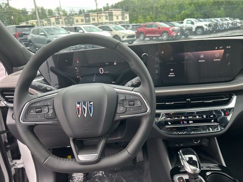 New 2026 Buick Envista Sport Touring FWD image 27