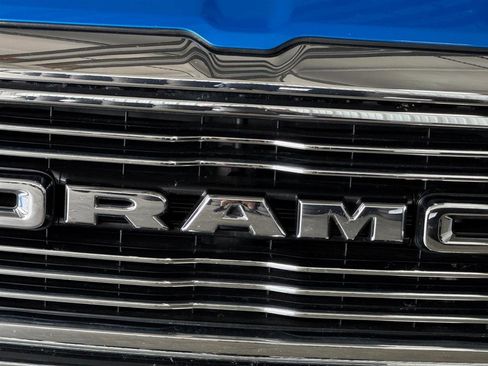 Used 2021 RAM 1500 Laramie AWD/4WD image 35