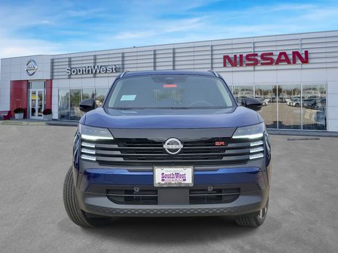 New 2026 Nissan Kicks SR w/ SR Premium Package image 10