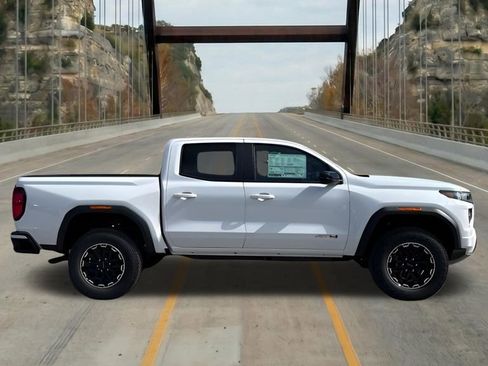 New 2026 GMC Canyon AT4 AWD/4WD image 13