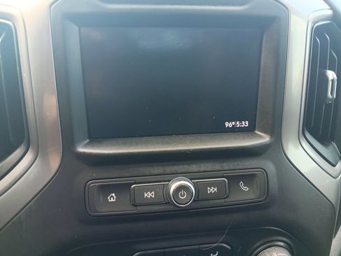 Used 2020 Chevrolet Silverado 1500 Custom Trail Boss w/ Custom Convenience Package AWD/4WD image 18