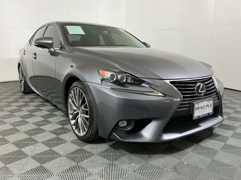 Used 2016 Lexus IS 300 AWD w/ Navigation System Package image 4