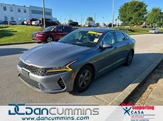 Used 2023 Kia K5 LXS FWD video 1