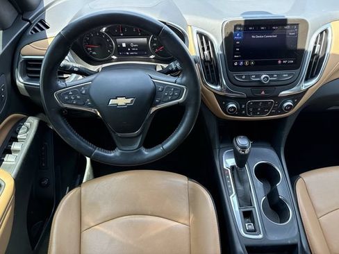 Used 2021 Chevrolet Equinox Premier FWD image 12