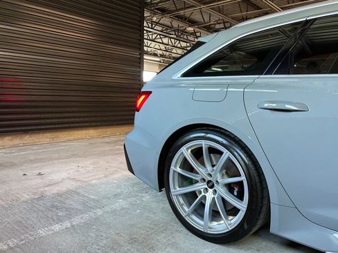 Used 2021 Audi RS 6 AWD/4WD image 8