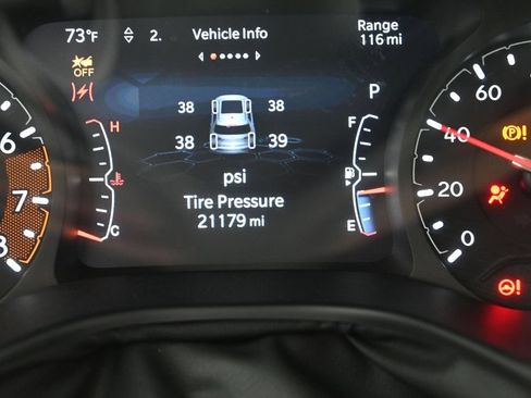 Used 2025 Jeep Compass Limited AWD/4WD image 24