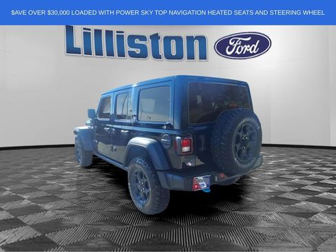 Used 2023 Jeep Wrangler Unlimited w/ Sun & Screen Package image 4