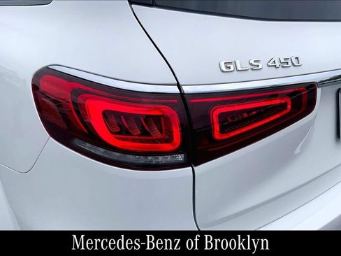 Used 2022 Mercedes-Benz GLS 450 4MATIC image 30