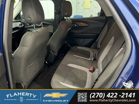 Used 2023 Chevrolet TrailBlazer LT FWD image 11