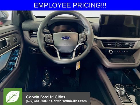 New 2026 Ford Explorer Platinum AWD/4WD image 28