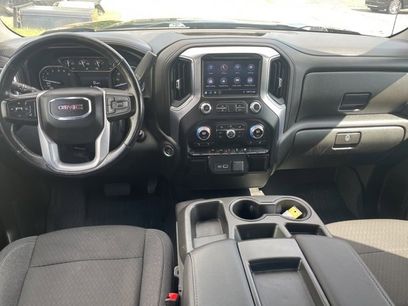 Used 2020 GMC Sierra 1500 SLE w/ SLE Value Package