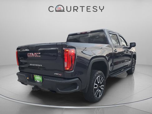 Used 2024 GMC Sierra 1500 AT4 w/ Technology Package image 3