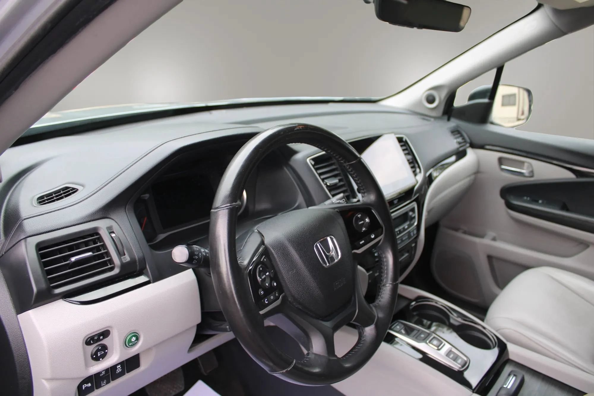 Used 2020 Honda Pilot Touring image 14