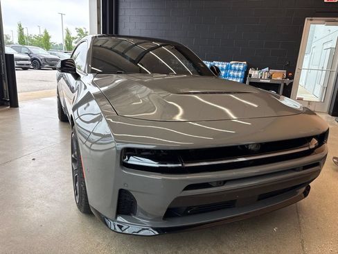 Used 2026 Dodge Charger Scat Pack AWD/4WD image 2