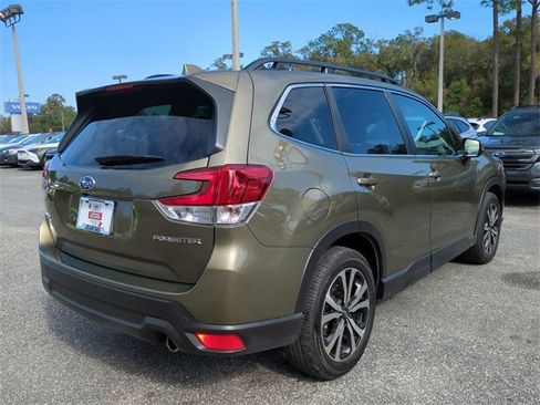 Used 2023 Subaru Forester Limited image 4