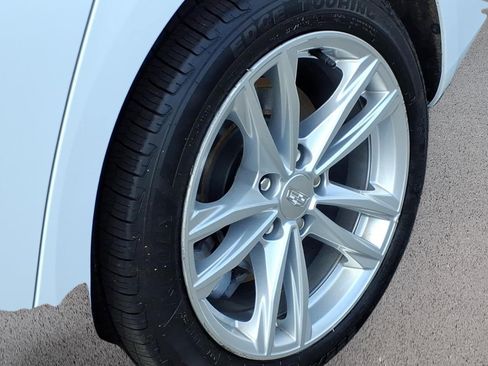 Certified 2023 Cadillac CT4 Luxury w/ Sun And Sound Package AWD/4WD image 9