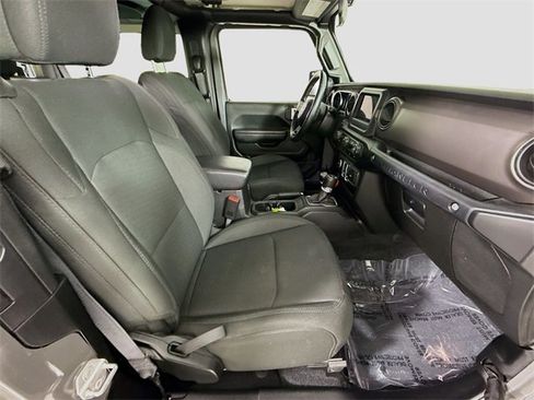 Used 2020 Jeep Wrangler Sport image 24