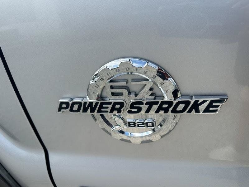 Used 2015 Ford F250 Lariat w/ Lariat Ultimate Package AWD/4WD image 18