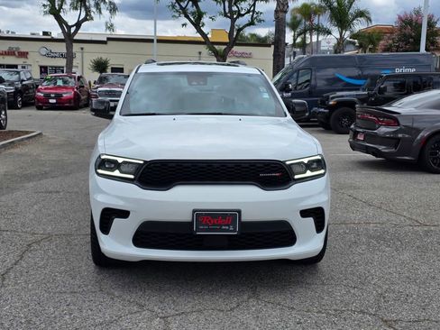 Used 2024 Dodge Durango GT RWD image 2